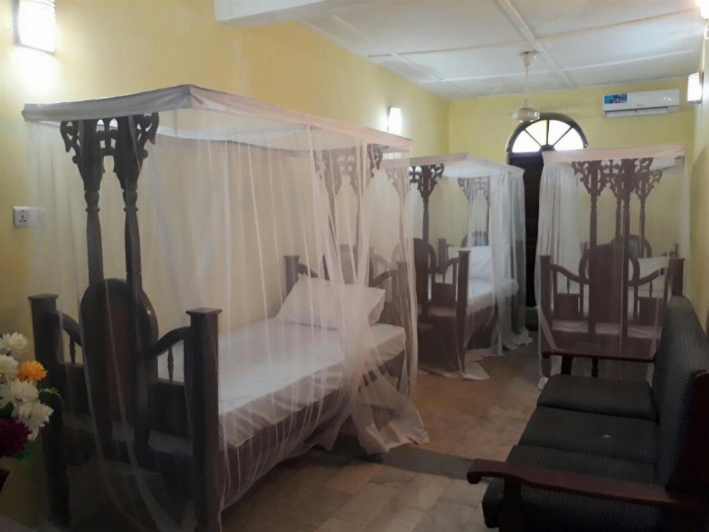 Crown Hotel Image 21